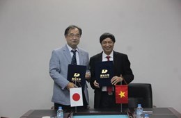 Cooperation agreement between the VNU University of Science (Vietnam) and Kochi University (Japan)