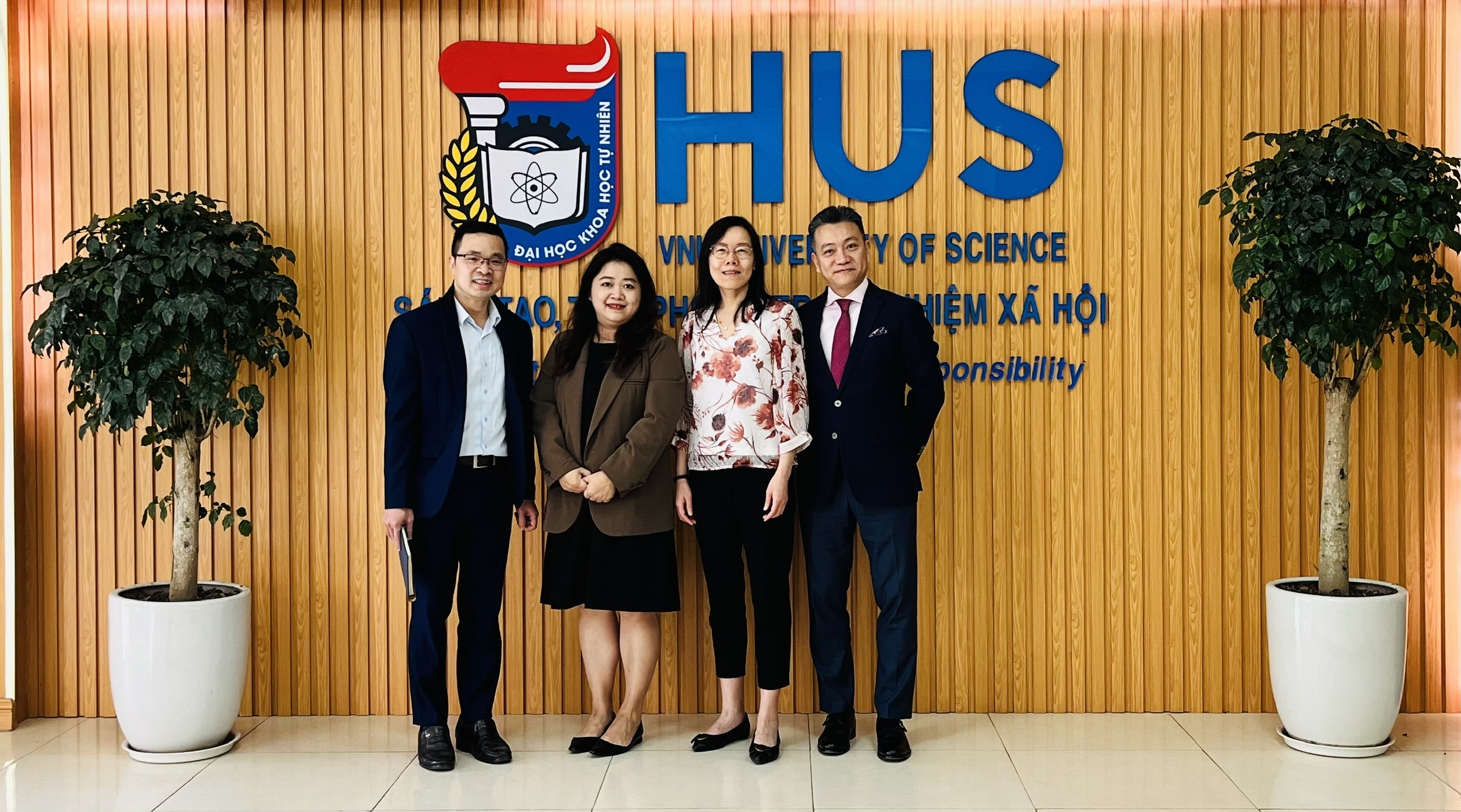 Many Collaboration Opportunities Opened Between the University of Science, VNU, and the University of Saskatchewan, Canada