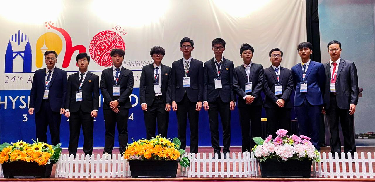 A contestant from VNU HUS High School for Gifted Students wins bronze medal at the 2024 Asian Physics Olympiad