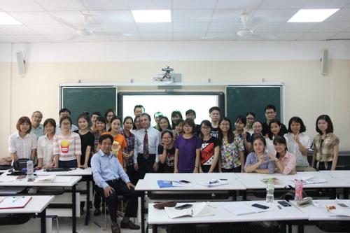 Welcoming the delegate of the University of Bucharest, Romania