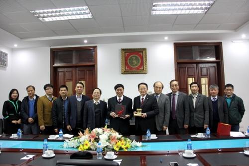 An International Master Program in Semiconductor Technology is in preparatory process at VNU University of Science as an activity of cooperation with the National Chiao Tung University, Taiwan