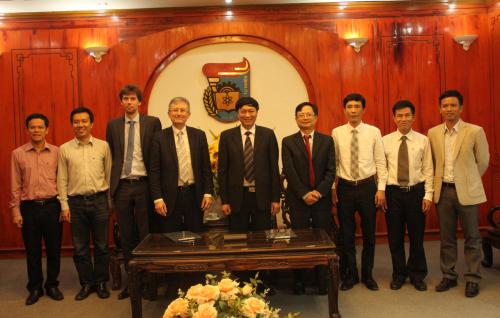 Cooperation agreement between the VNU University of Science and École Polytechnique (France)